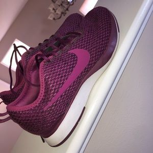 Nike Dualtone Racer Sneakers